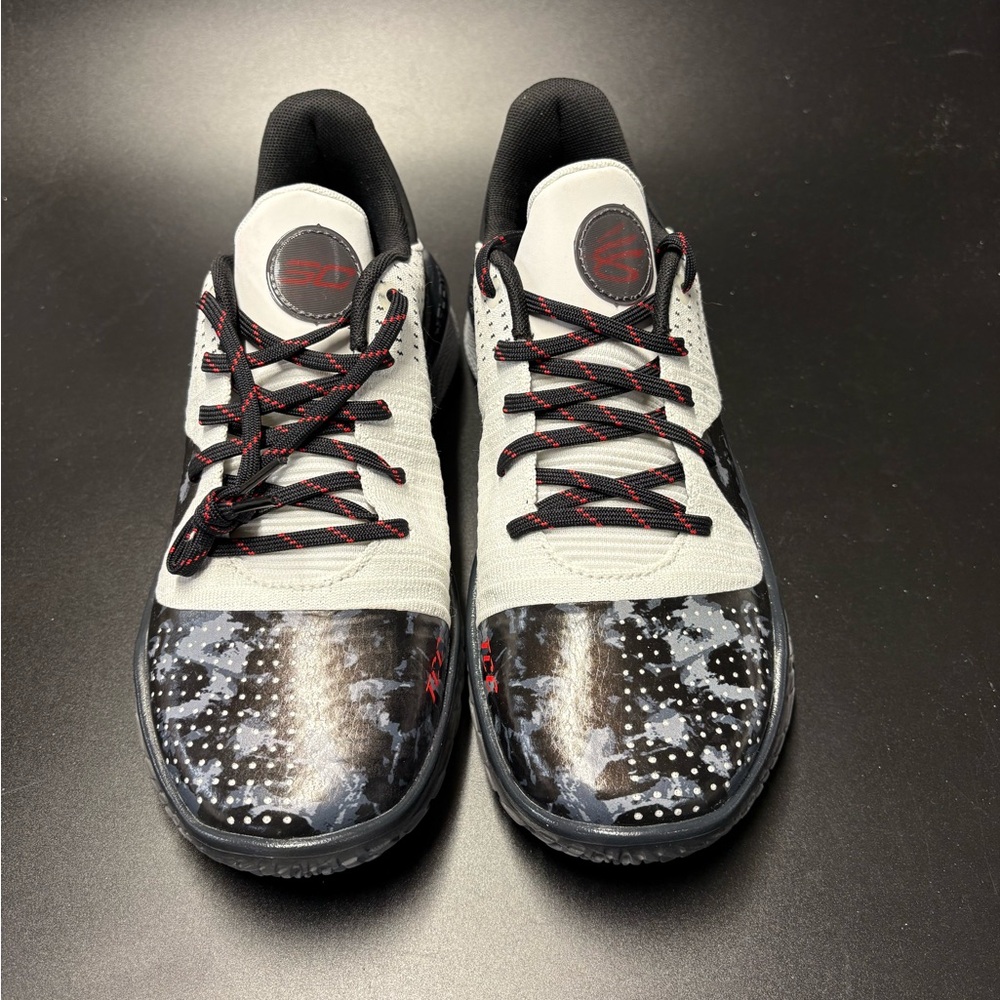 Curry 4 flowtro - Picture 2 of 5